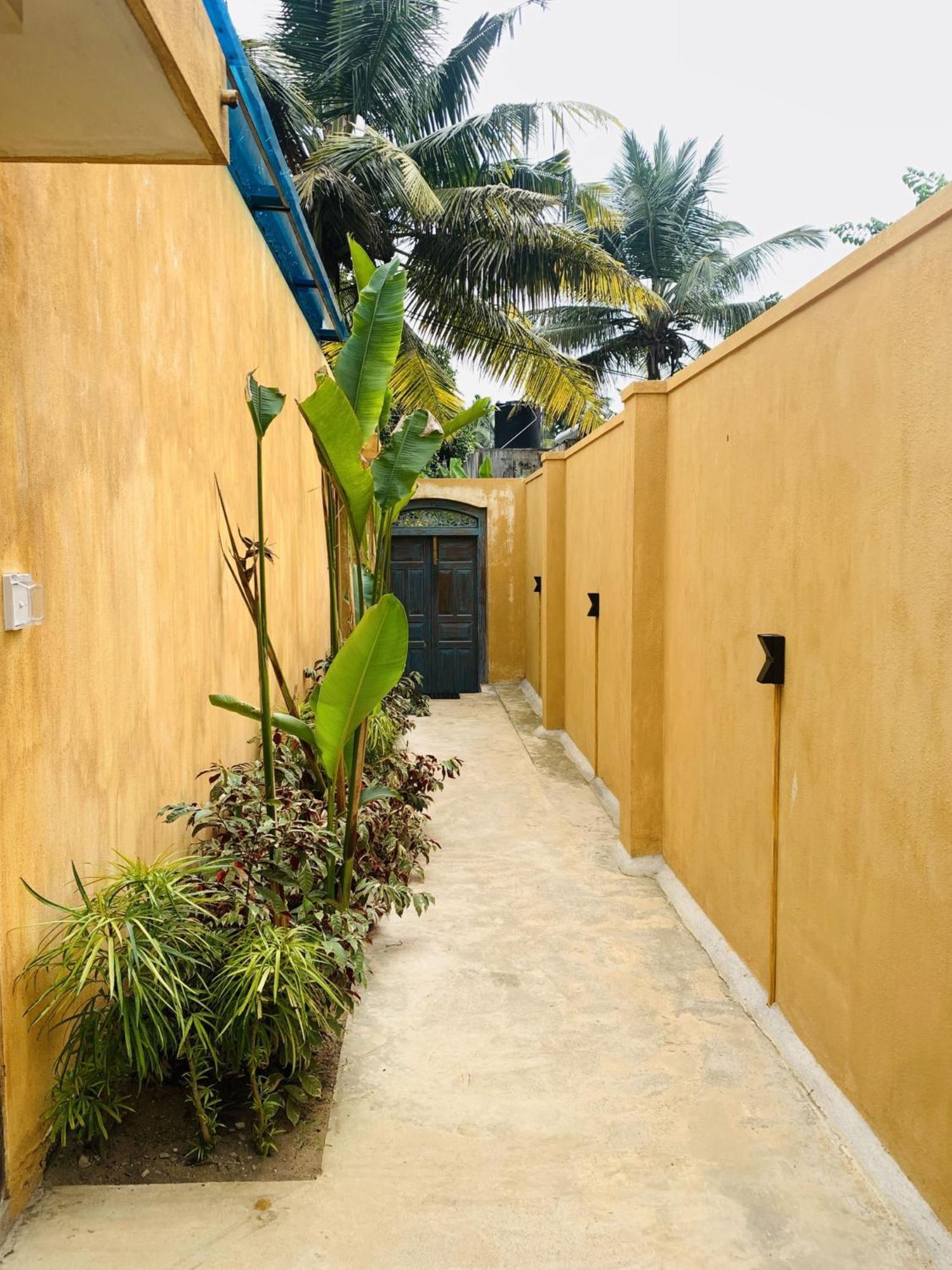 Private Pool Cabanas Ac - Angam Villas Hikkaduwa Exterior photo