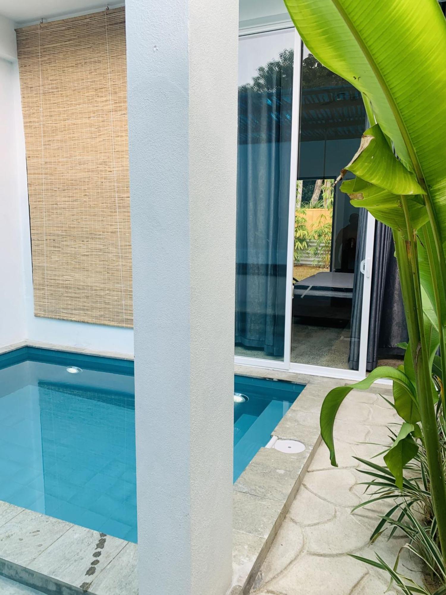 Private Pool Cabanas Ac - Angam Villas Hikkaduwa Exterior photo